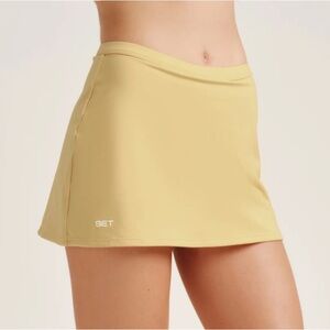 SET Yellow Skort